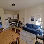 The Hyde Park Atelier - Bright & Spacious 2Br