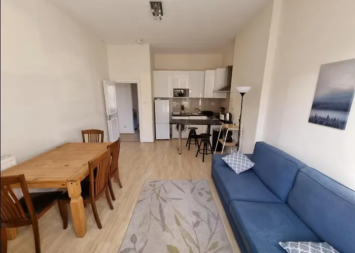 The Hyde Park Atelier - Bright & Spacious 2Br